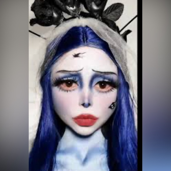 Tim Burton’s Corpse Bride Eyeshadow Palette 12 shades w/Mirror - Picture 8 of 9